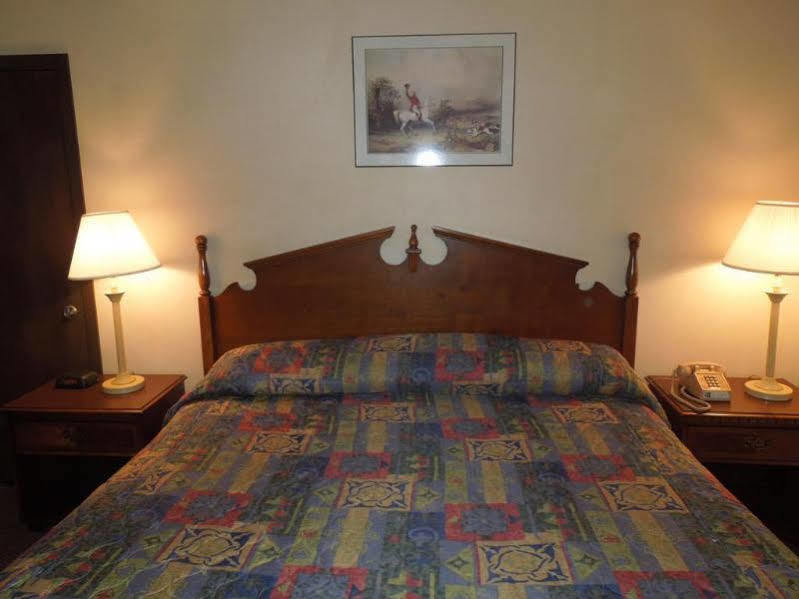 Knights Inn Endwell Buitenkant foto